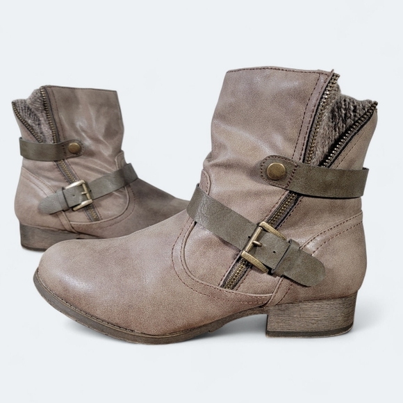 SO Stylish Taupe Ankle Boots Size 9 Vegan With Knit Accents - Picture 14 of 14